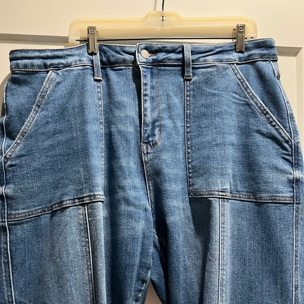 Judy Blue Wide Leg Cargo Style - Picture 6 of 9